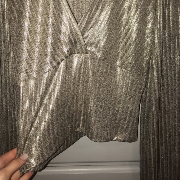 BRONZY METALLIC DYNAMITE TOP - Picture 6 of 8